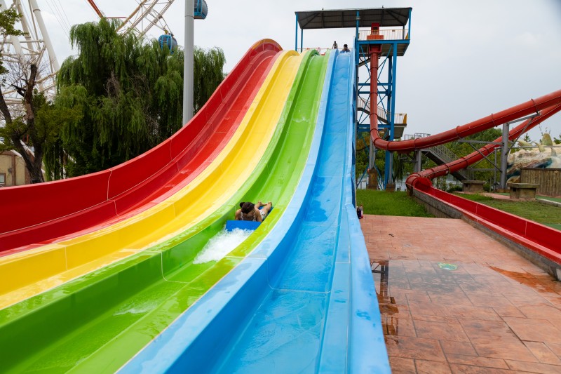 建造水上樂園怎么選取人工水上造浪設備?-牧童水上樂園