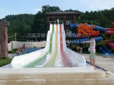 水上樂園設備、彩虹滑梯選河南藍碧